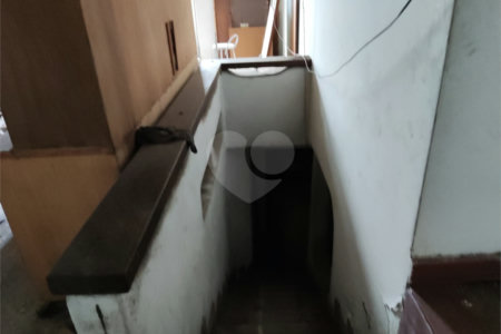 Casa à venda com 4 quartos em Vila Anastácio, São Paulo, SP