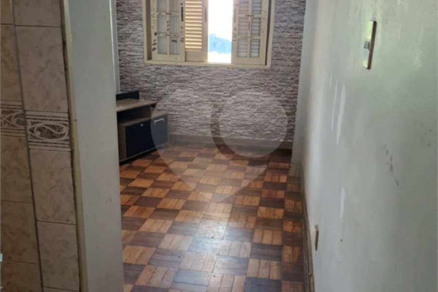 Casa à venda com 4 quartos, sendo 3 suítes, em Jardim São Bento, São Paulo, SP