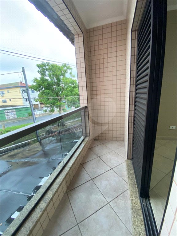 Casa à venda com 3 quartos, sendo 1 suíte, em Vila Valença, São Vicente, SP
