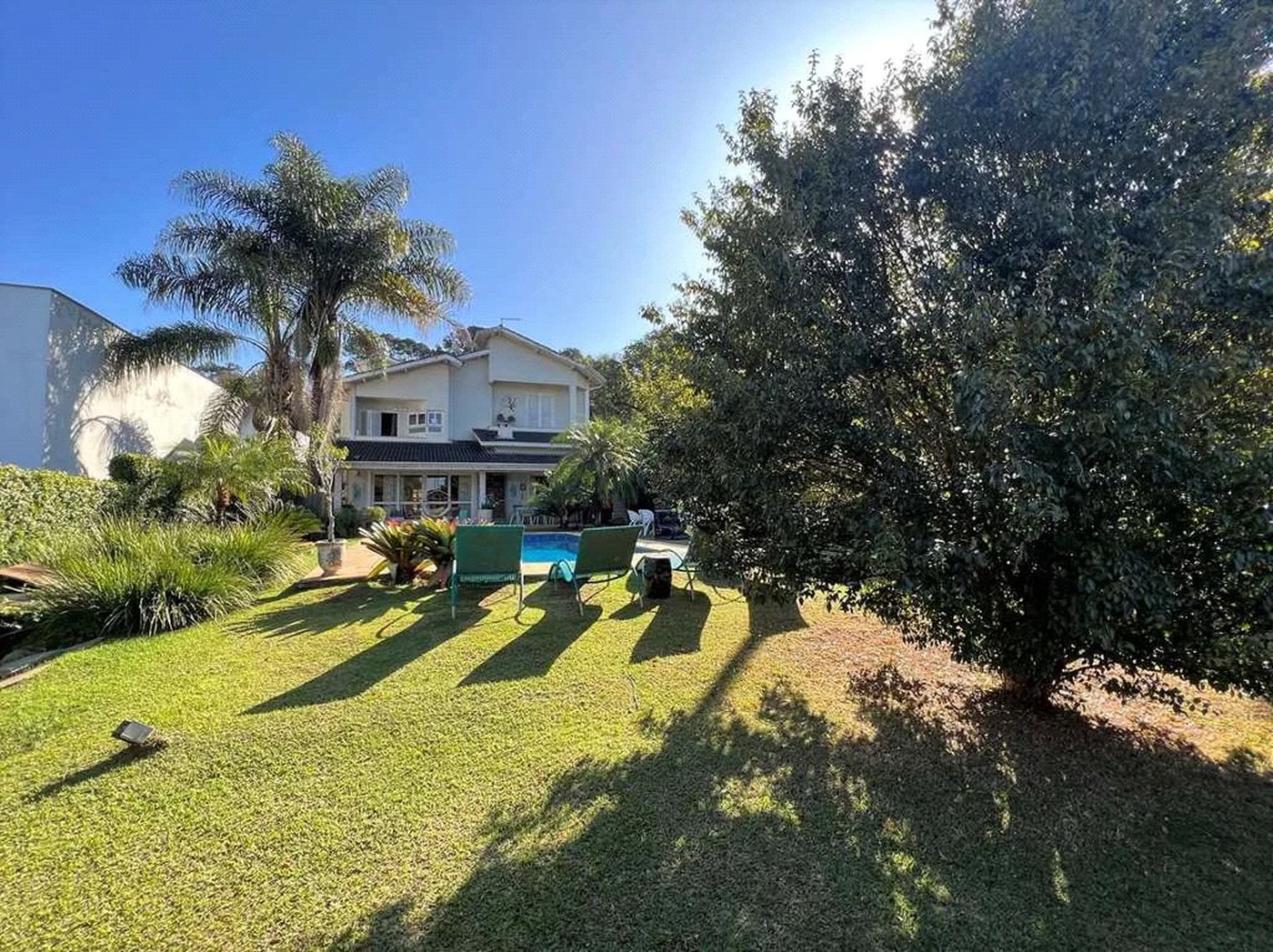 Casa à venda com 4 suítes em Vila Santo Antônio, Cotia, SP