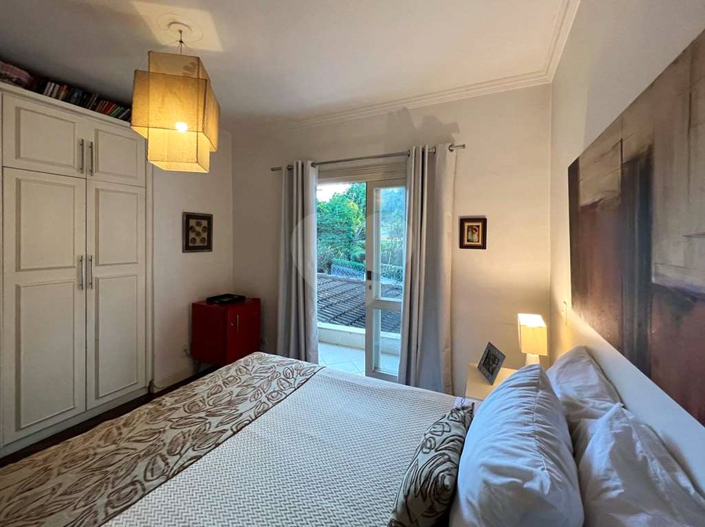 Casa à venda com 4 suítes em Vila Santo Antônio, Cotia, SP