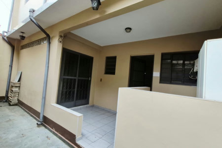 Casa espaçosa com edícula e 218 m² muito bem aproveitados! Conjunto Residencial Butantã, São Paulo - SP