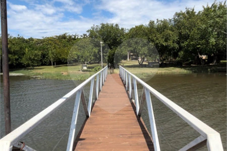 Chácara à venda com 3 quartos, sendo 1 suíte, no Centro, Três Lagoas, MS