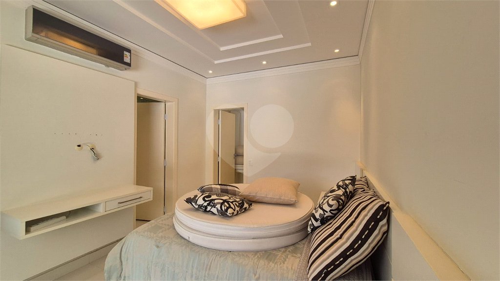 Casa à venda com 5 suítes no condomínio Lago Azul 1, Araçoiaba da Serra - SP