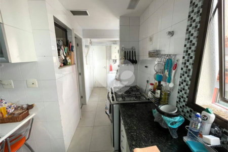 Apartamento à venda com 3 quartos, sendo 1 suíte,  em Tijuca, Rio de Janeiro, RJ