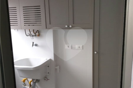 Apartamento à venda com 2 suítes em Lapa, São Paulo, SP