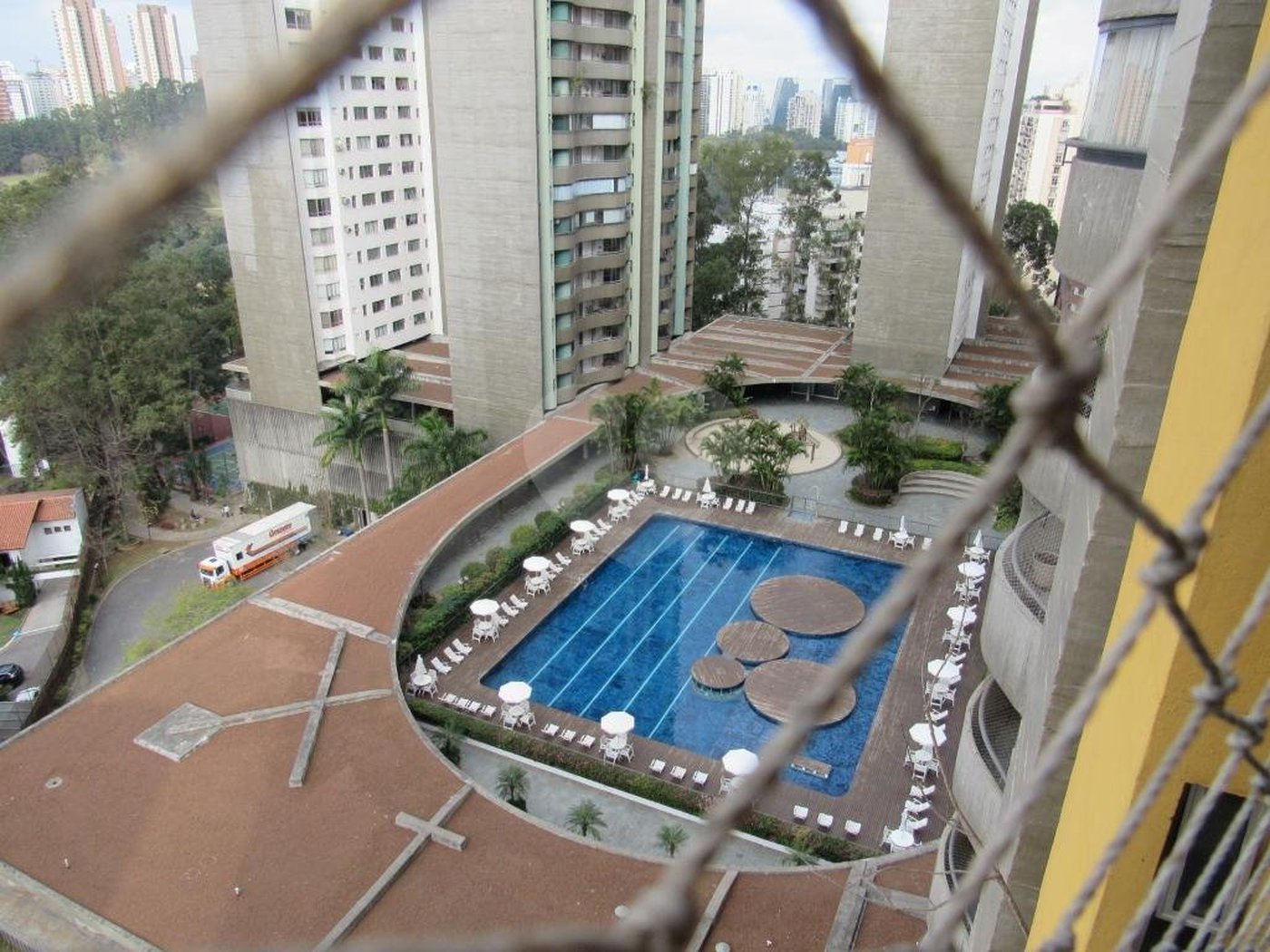 Apartamento à venda com 4 suítes em Jardim Ampliação, São Paulo, SP