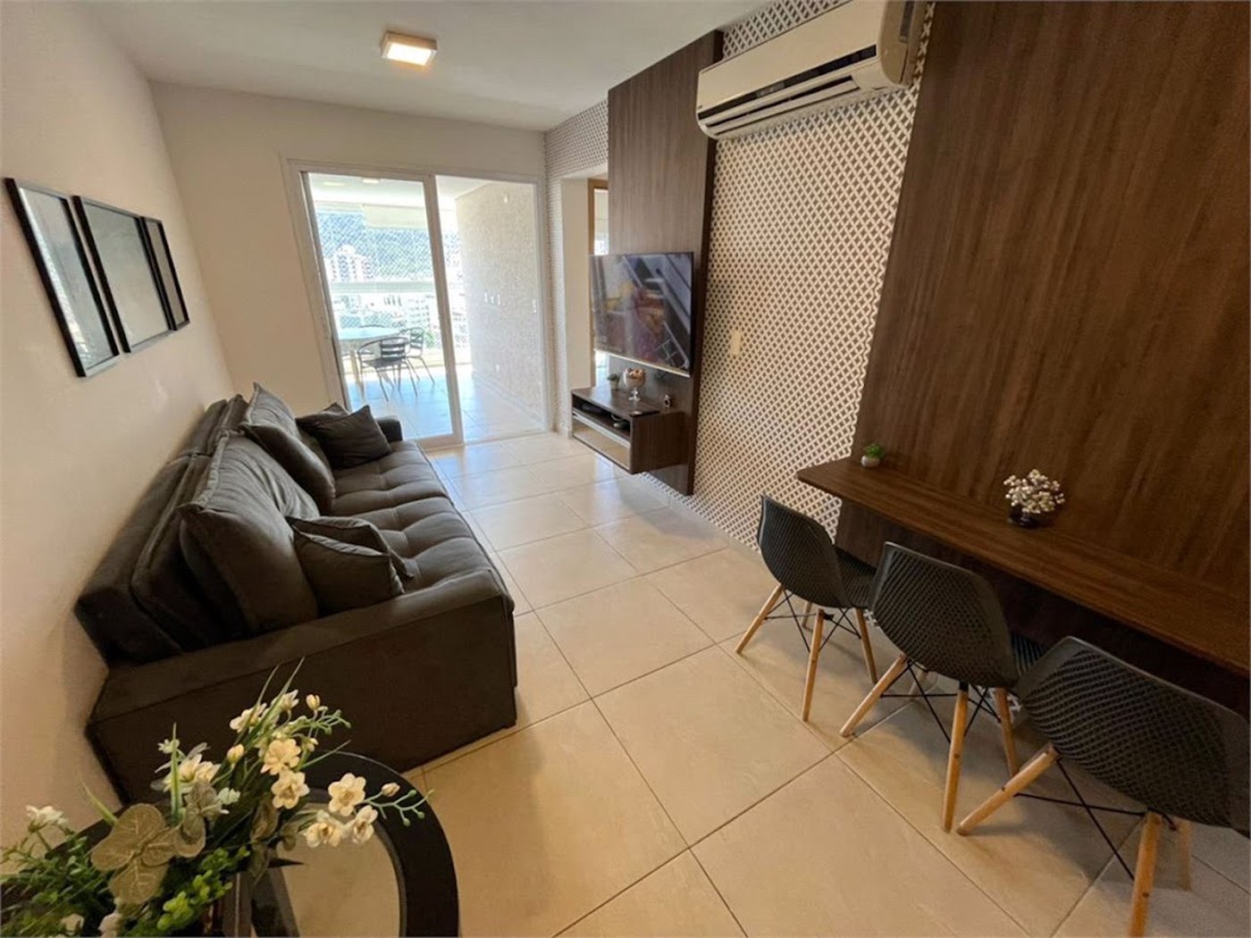 Apartamento Residencial à venda, Jardim Virginia, Guarujá - AP0995.