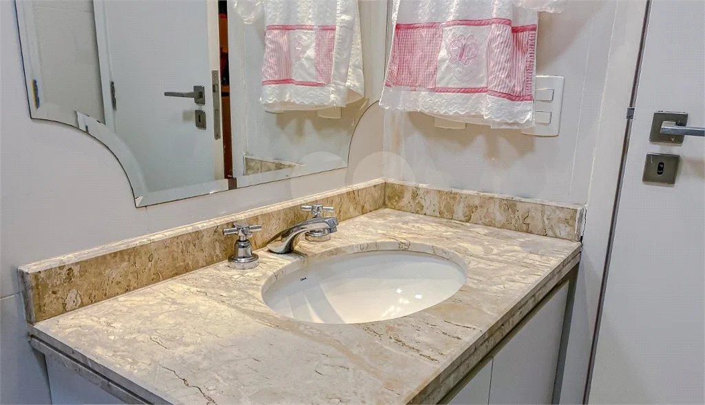 Cond Grand Boulevard. Apartamento na móoca com 228m2 sendo 3 suites 4 vagas, Estuda Permuta.