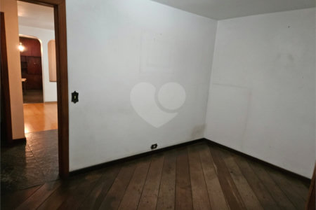 Sobrado à venda com 3 quartos, sendo 1 suíte, em Cidade Monções, São Paulo, SP