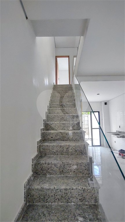 Sobrado à venda com 3 quartos, sendo 1 suíte, em Vila Granada, São Paulo, SP