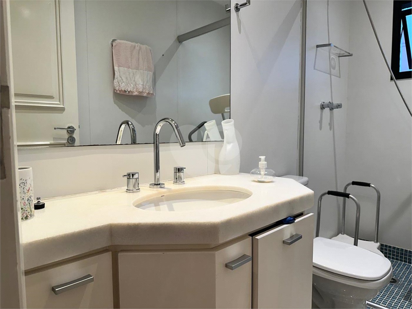 Apartamento à venda com 4 quartos, sendo 3 suítes,  em Vila Andrade, São Paulo, SP