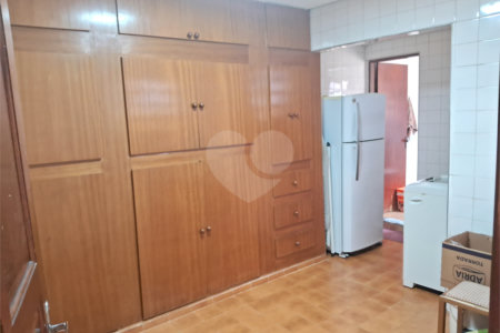 Casa à venda com 3 quartos em Parque Vitória, São Paulo, SP