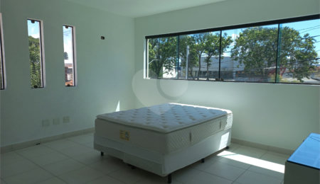 Sobrado à venda com 3 quartos, sendo 1 suíte,  em Vila Lageado, São Paulo, SP