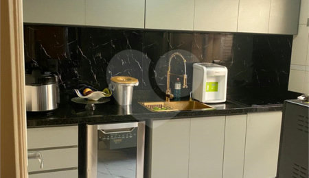 Casa à venda com 3 quartos, sendo 1 suíte, no condomínio Garden Resort, Jundiaí - SP
