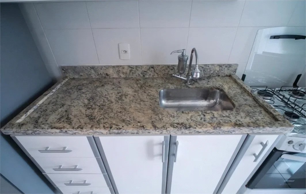 Apartamento à venda com 3 quartos, sendo 1 suíte,  em Jardim das Vertentes, São Paulo, SP