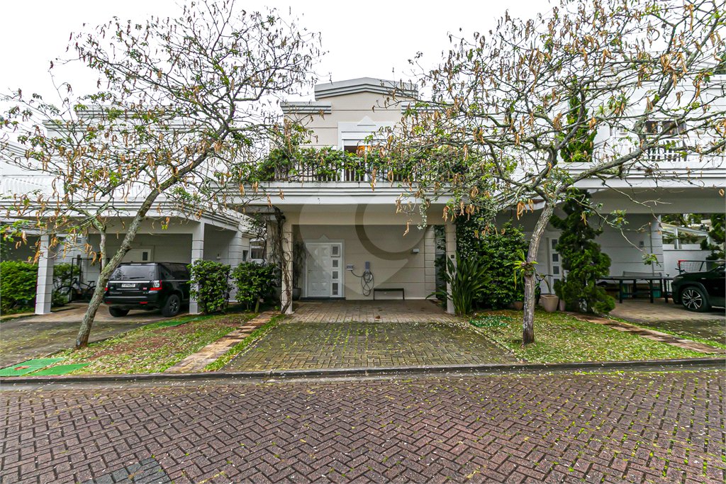 Casa à venda ou para alugar com 3 suítes no condomínio Palm Hill, São Paulo - SP