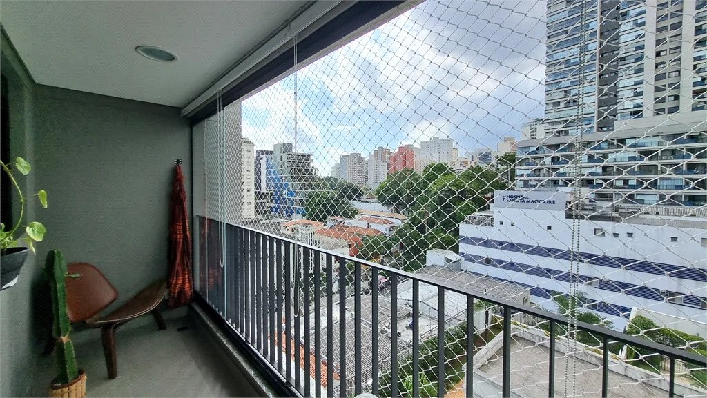 Apartamento à venda com 2 quartos, sendo 1 suíte, em Pinheiros, São Paulo, SP