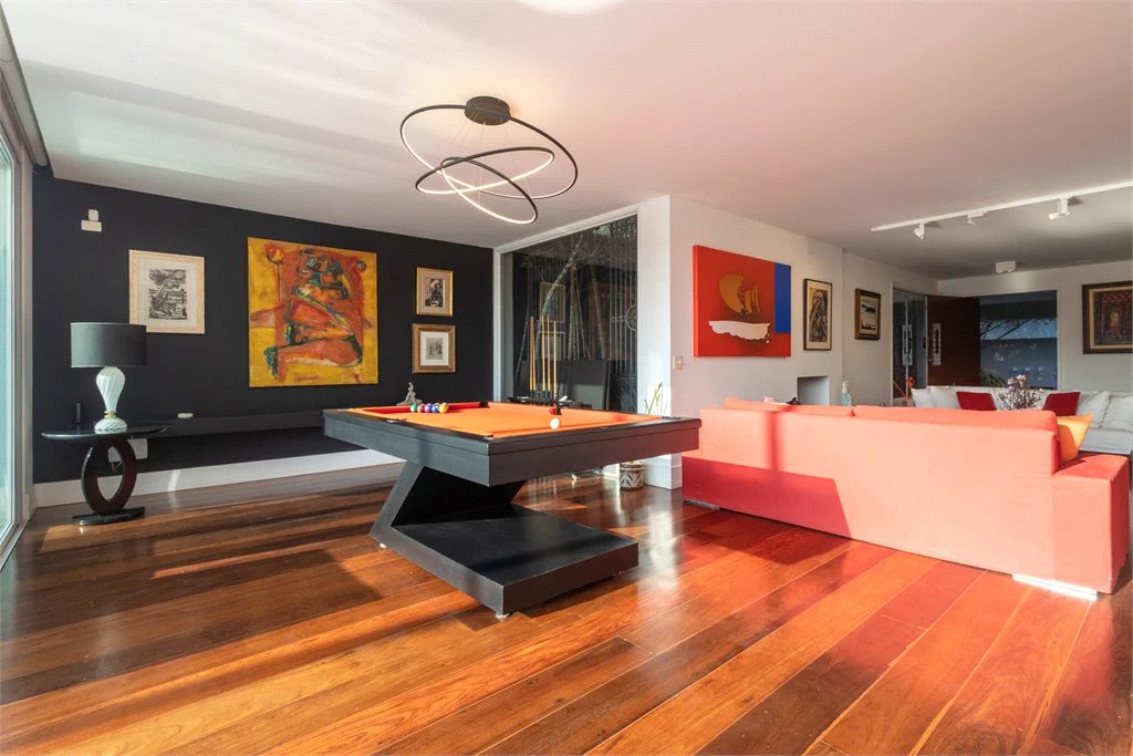 Casa à venda com 4 suítes em Jardim Guedala, São Paulo, SP
