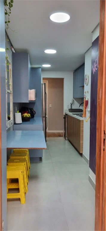 Apartamento à venda com 3 quartos, sendo 2 suítes,  em Jardim Arpoador, São Paulo, SP