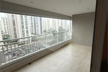 Apartamento à venda com 3 quartos, sendo 1 suíte, no Centro, São Bernardo do Campo, SP