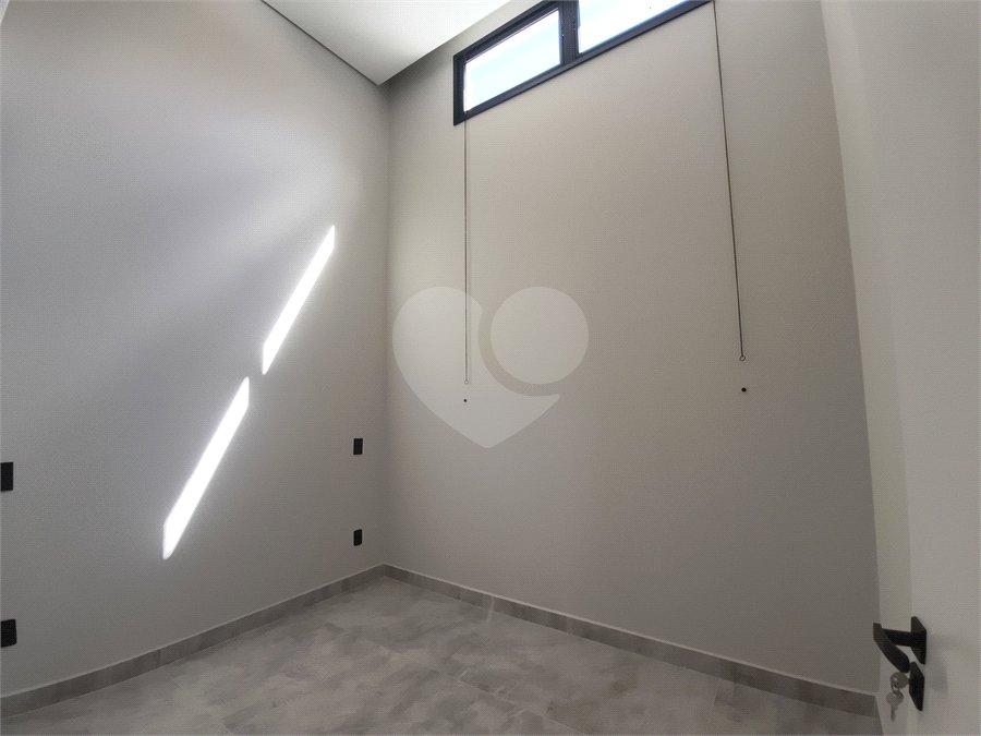 Casa à venda com 3 quartos, sendo 1 suíte,  no condomínio Horto Florestal Villagio, Sorocaba - SP