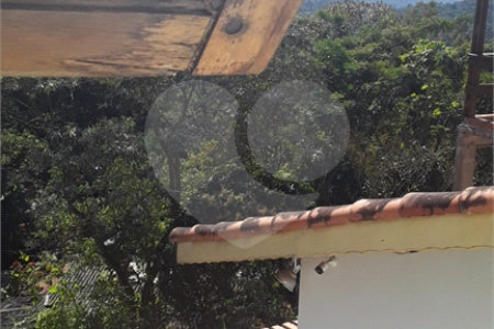 Casa à venda com 2 quartos, sendo 1 suíte, em Santa Inês, Caieiras, SP