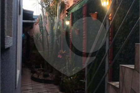 Casa à venda com 3 quartos em Parque Residencial Marengo, Itaquaquecetuba, SP