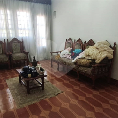 Casa para alugar com 6 quartos, sendo 2 suítes,  em Vila São João, Guarulhos, SP