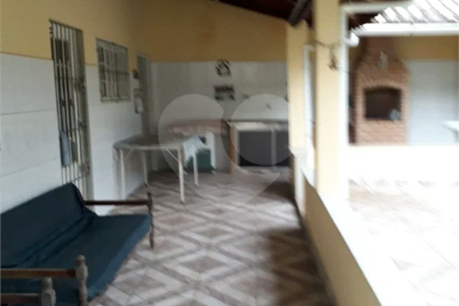 Casa Térrea à venda com 2 quartos, sendo 1 suíte, no Centro, Itanhaém, SP