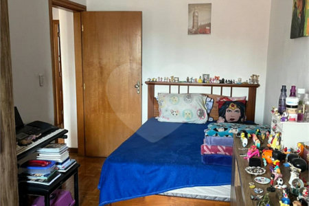 Sobrado à venda com 3 quartos, sendo 1 suíte, em Vila Santo Estéfano, São Paulo, SP