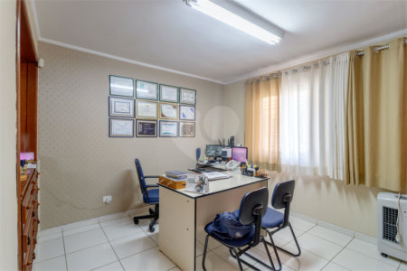 Sobrado à venda com 6 quartos em Chácara Santo Antônio, São Paulo, SP