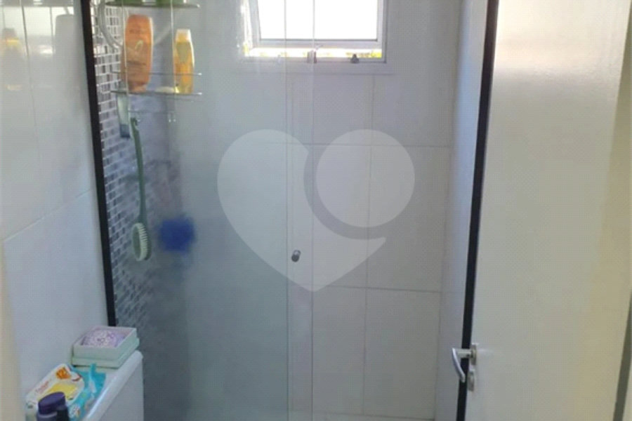 Sobrado à venda com 3 suítes em Horto, São Paulo, SP