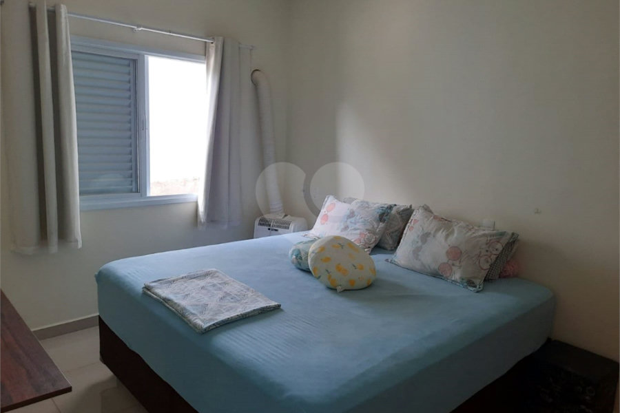 Casa à venda com 4 quartos, sendo 2 suítes, no condomínio Parque das Garças, Atibaia - SP