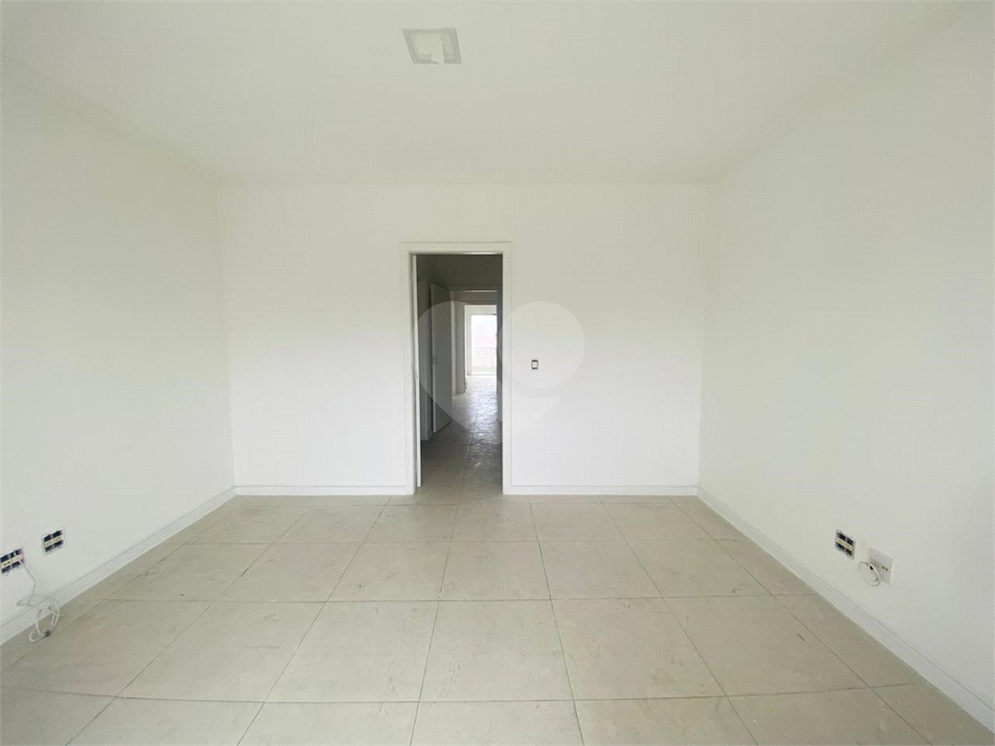 Casa à venda com 3 quartos, sendo 1 suíte, em Campo Grande, Rio de Janeiro, RJ