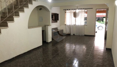 Sobrado à venda com 3 quartos em Vila Cláudia, São Paulo, SP