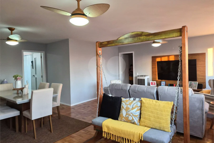 Apartamento à venda no Edifício Pedro Ometto, no coração de Piracicaba.