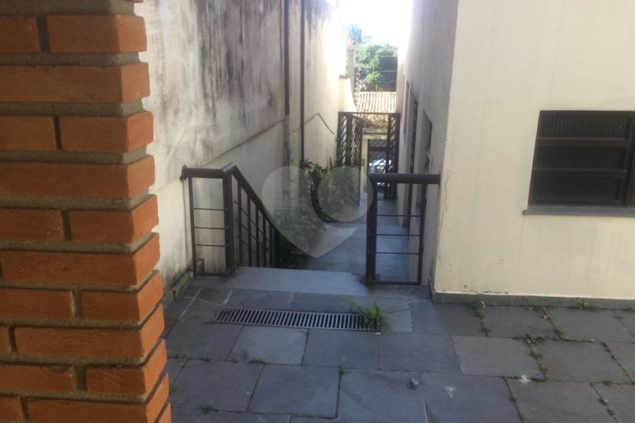 Sobrado à venda com 4 quartos, sendo 3 suítes, em Tremembé, São Paulo, SP