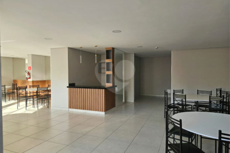 Apartamento à venda com 3 quartos, sendo 1 suíte, no Centro, Poá, SP