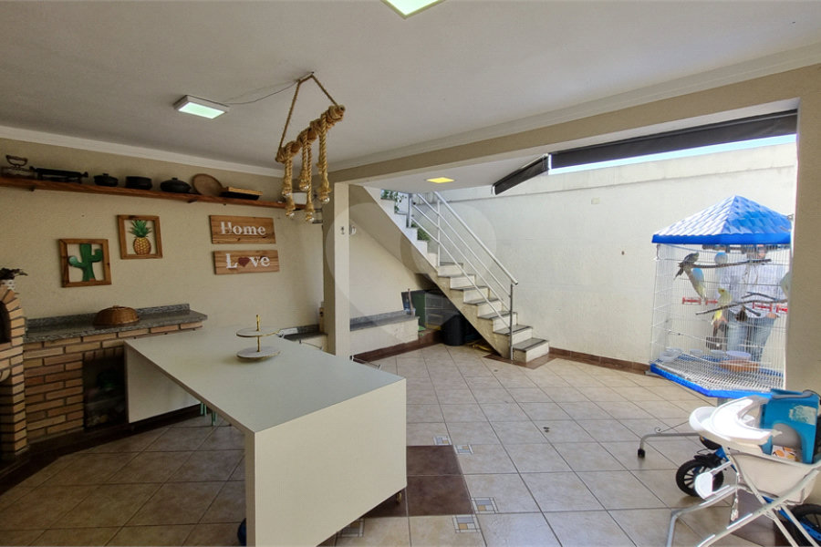 Sobrado à venda com 4 quartos, sendo 1 suíte, em Tremembé, São Paulo, SP
