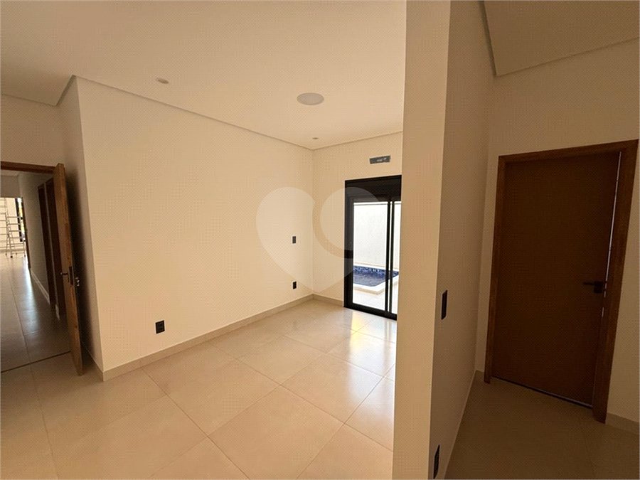 Casa à venda com 2 quartos, sendo 1 suíte, no condomínio Reserva Ipanema, Sorocaba - SP