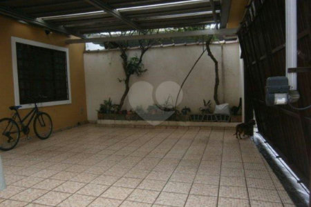 Sobrado à venda com 3 quartos, sendo 1 suíte, em Vila Mariza Mazzei, São Paulo, SP