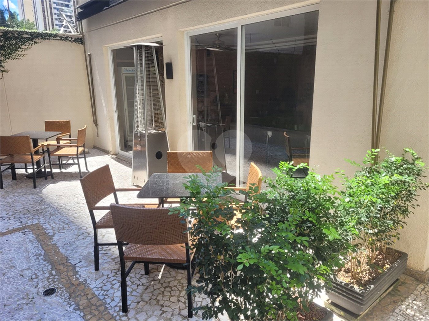 Apartamento à venda com 3 quartos, sendo 2 suítes, em Vila Uberabinha, São Paulo, SP