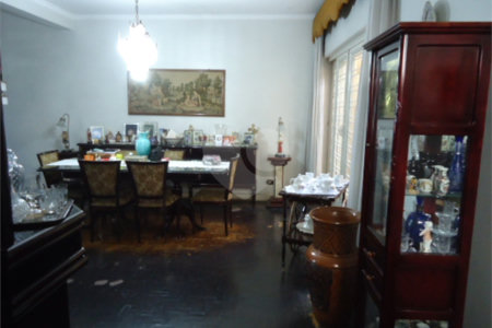 Sobrado à venda com 4 quartos em Santa Teresinha, São Paulo, SP