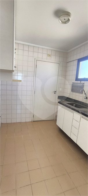 Apartamento à venda com 3 quartos, sendo 1 suíte, em Pinheiros, São Paulo, SP