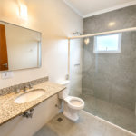 Casa à venda com 3 suítes no condomínio Via Castelli, Louveira - SP