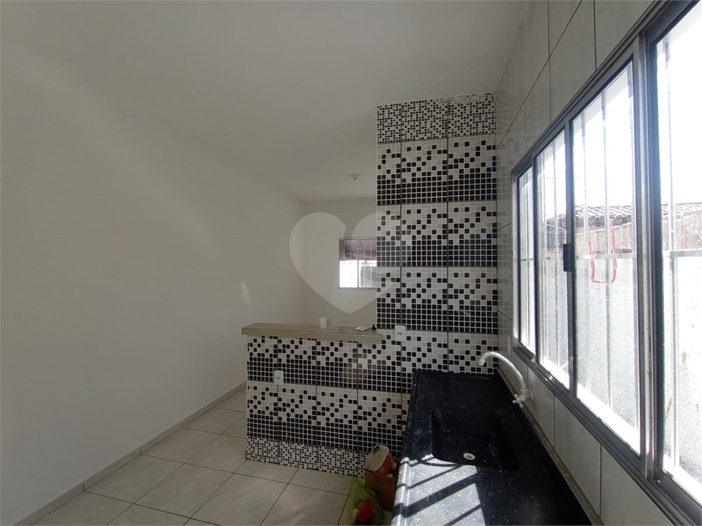 Casa à venda com 2 quartos em Retiro Santana, Itapetininga, SP