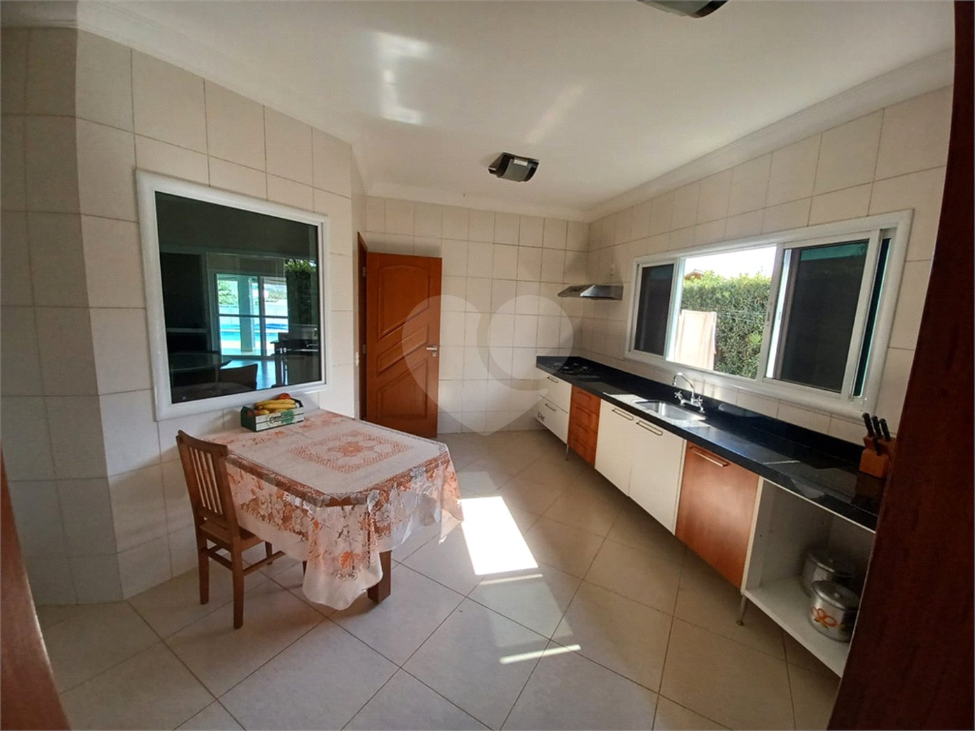 Casa à venda com 2 quartos, sendo 1 suíte, no condomínio Terras de Mont Serrat, Salto - SP