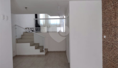 Sobrado à venda com 3 quartos, sendo 1 suíte,  em Imirim, São Paulo, SP