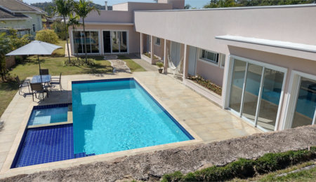 Casa à venda com 4 suítes no condomínio Horizonte Azul II, Itupeva - SP